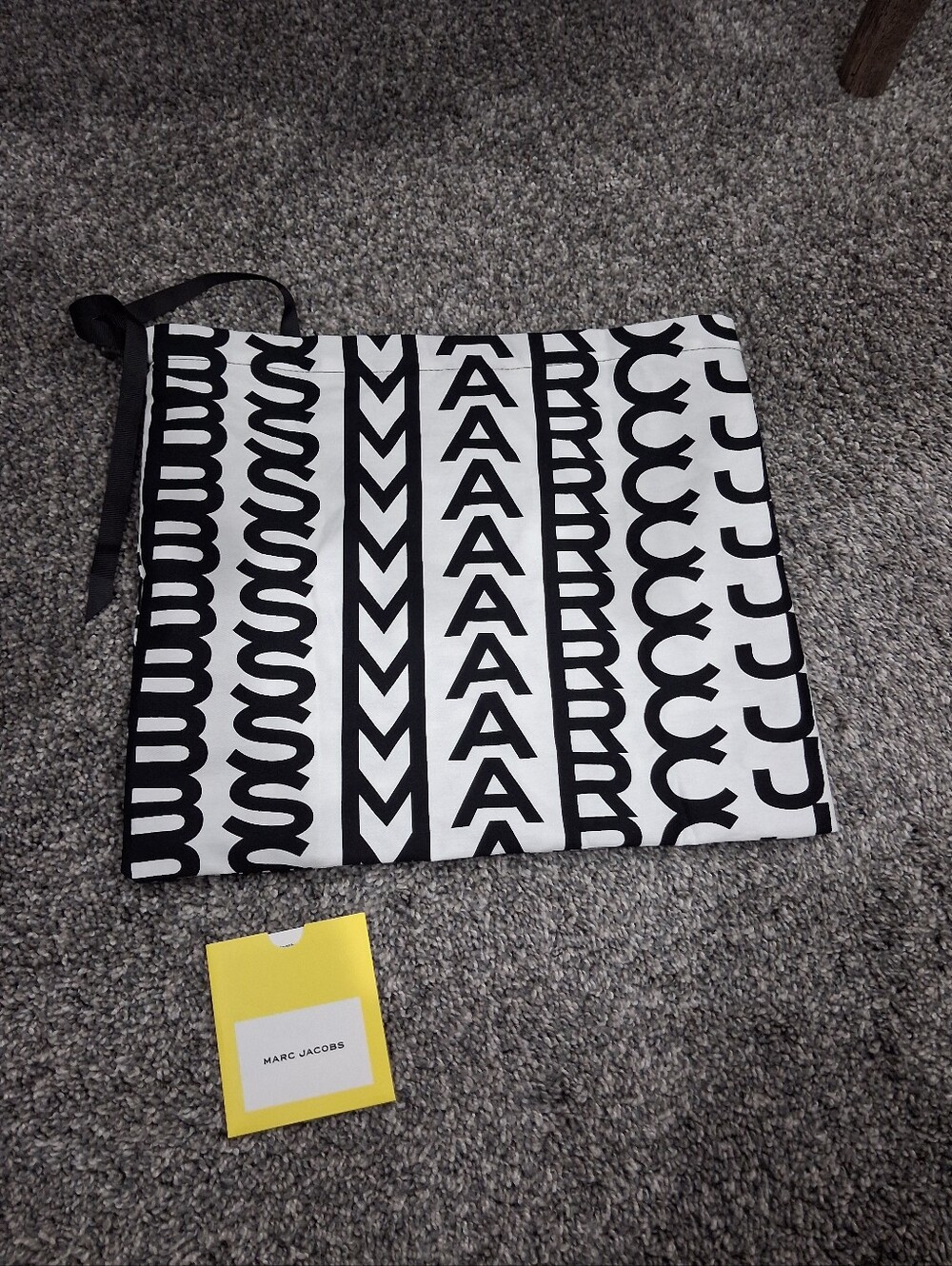 Marc Jacobs The Star Charm Shoulder Bag NWOT - Picture 6 of 6
